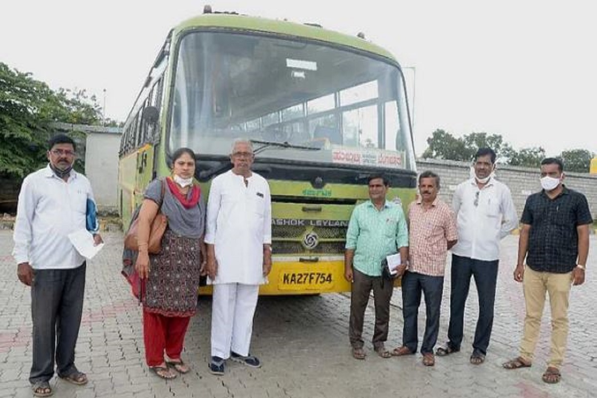 Govt Bus Seized:ಪರಿಹಾರ ನೀಡದ ಹಿನ್ನೆಲೆ: ಬಸ್ ಜಫ್ತಿ ಮಾಡಿದ ನ್ಯಾಯಾಲಯ ಸಿಬ್ಬಂದಿ...!